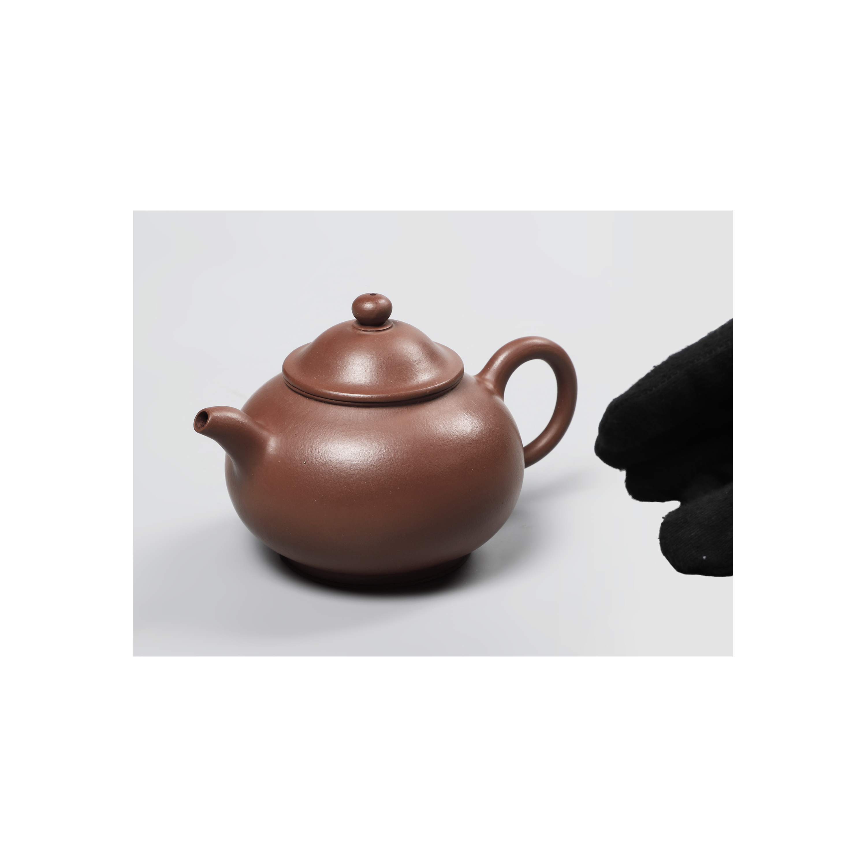 紫眼拍賣-早期宜興紫砂朱泥壺蓋款建明壺藝底款逸公製(PQ-OABH17)WL