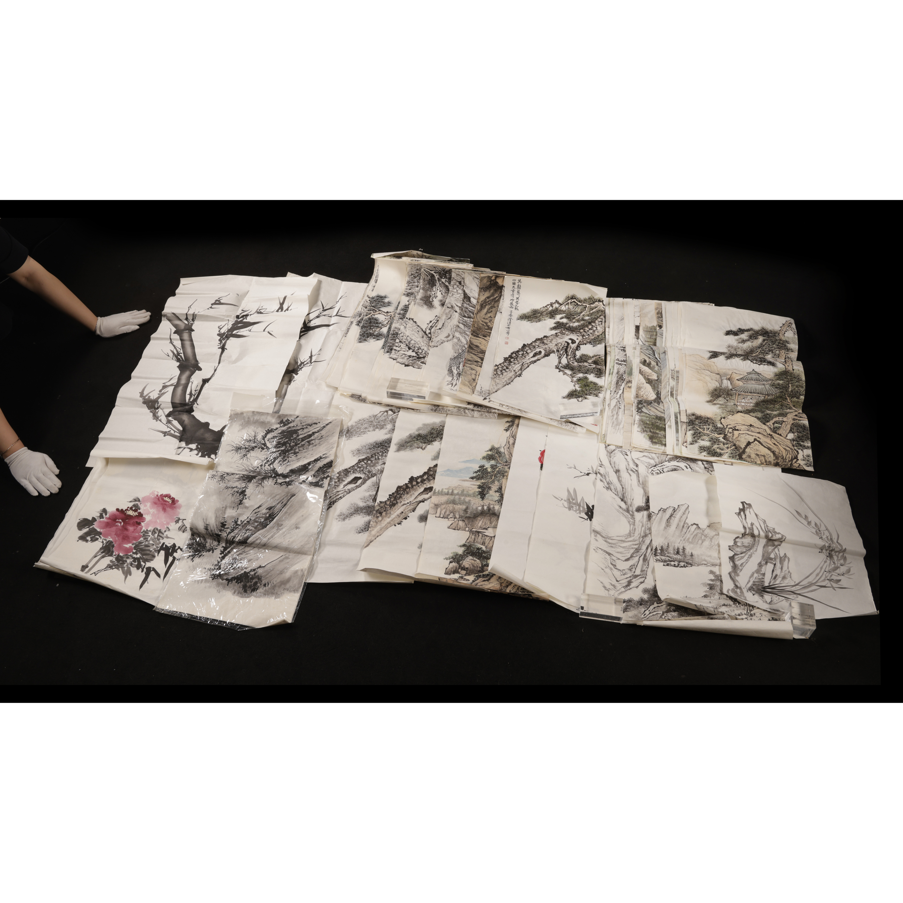 東方拍賣-福袋(不提供查驗貨 整批帶走 打包須付費) 早期 水墨 立軸 橫幅等等 墨竹 松下雅集等等 熊澄清畫稿 一批(EH-HADE15 ...