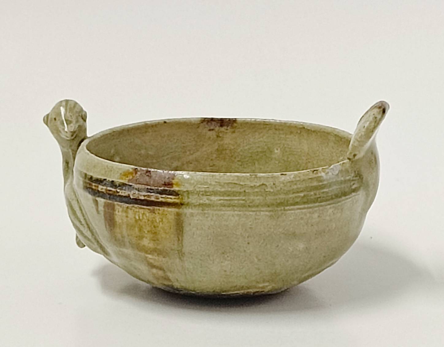 玉軒藝品疑.晉代越窯鳥形杯(A341) - 補破網藝術文物拍賣