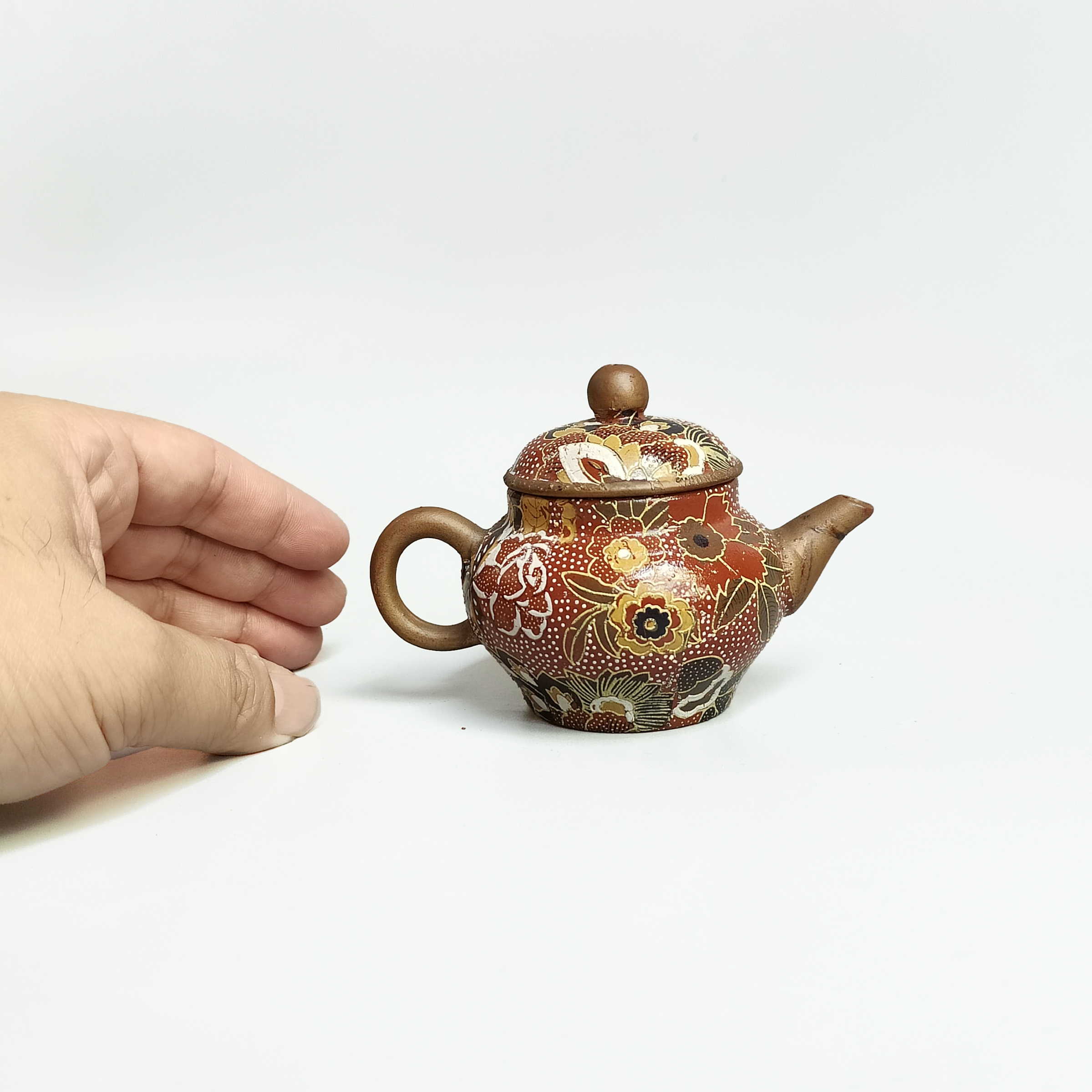 莽葛拾遺-早期宜興紫砂壺(鬥彩) 底款老安順製品相如圖下拍前請至現場