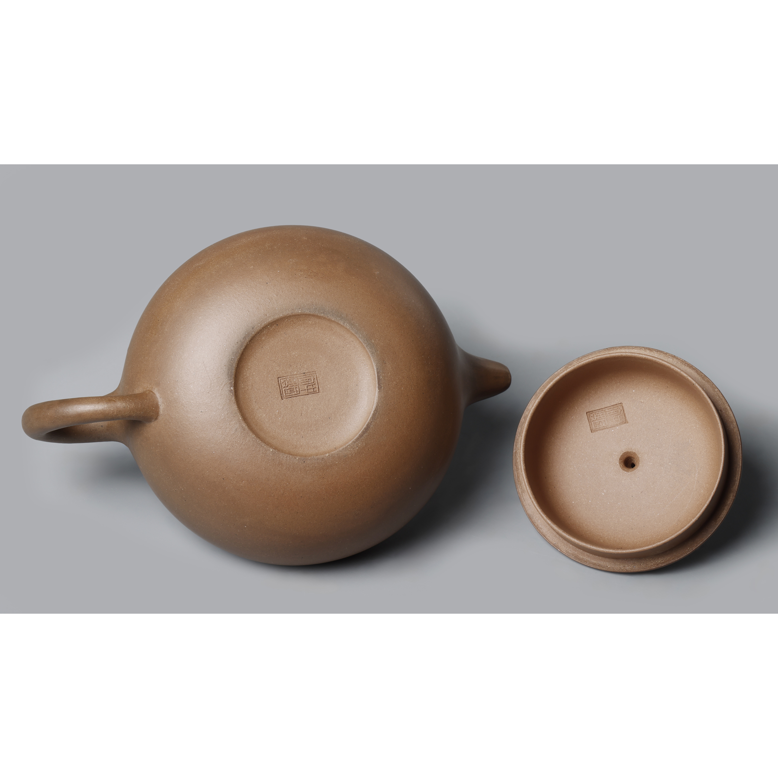 山海經拍賣-文革時期宜興紫砂壺款中國宜興(MQ-LABR16)GC - 補破網藝術