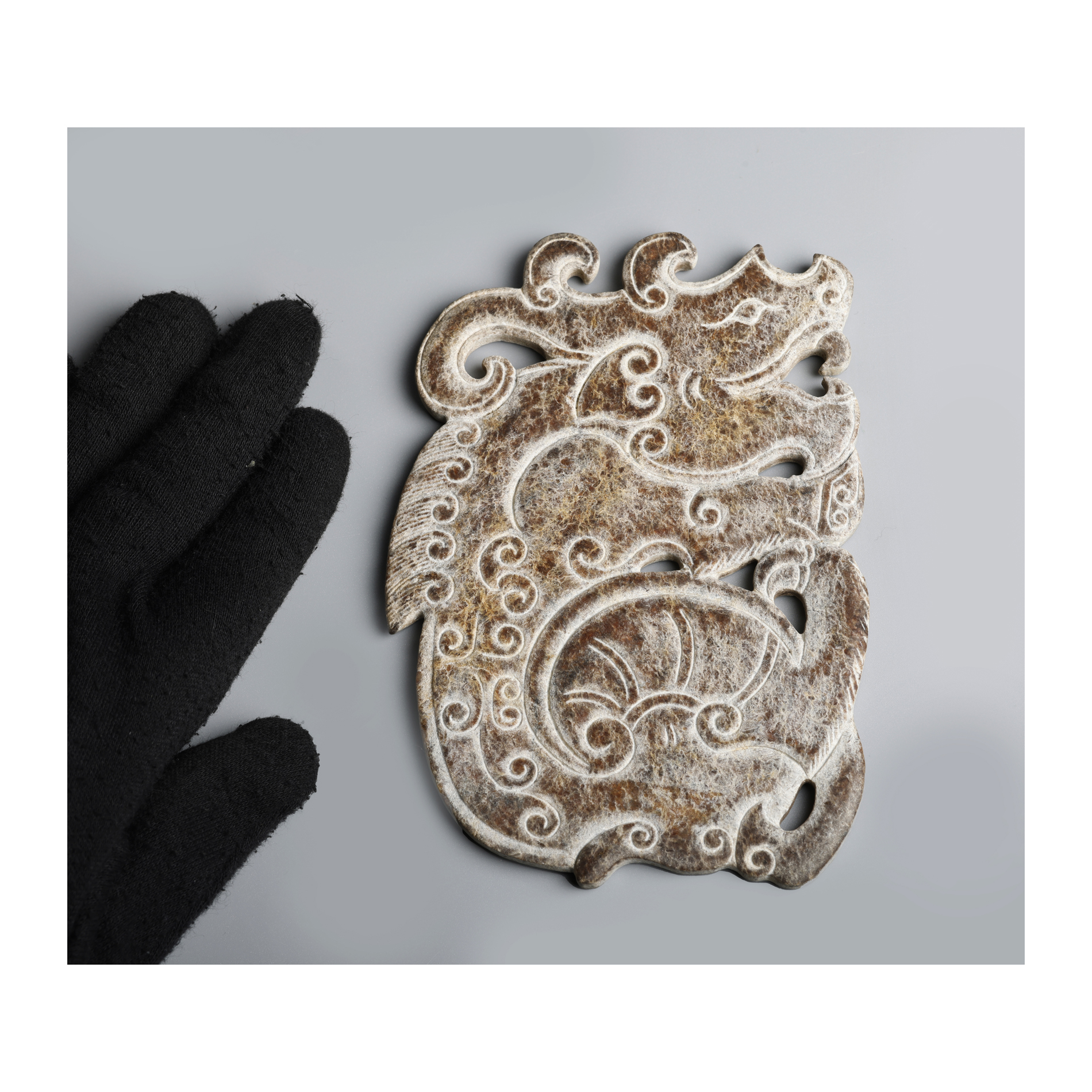 完璧歸趙 古玉 龍形珮 (MQ-LAAN01)SA - 補破網藝術文物拍賣