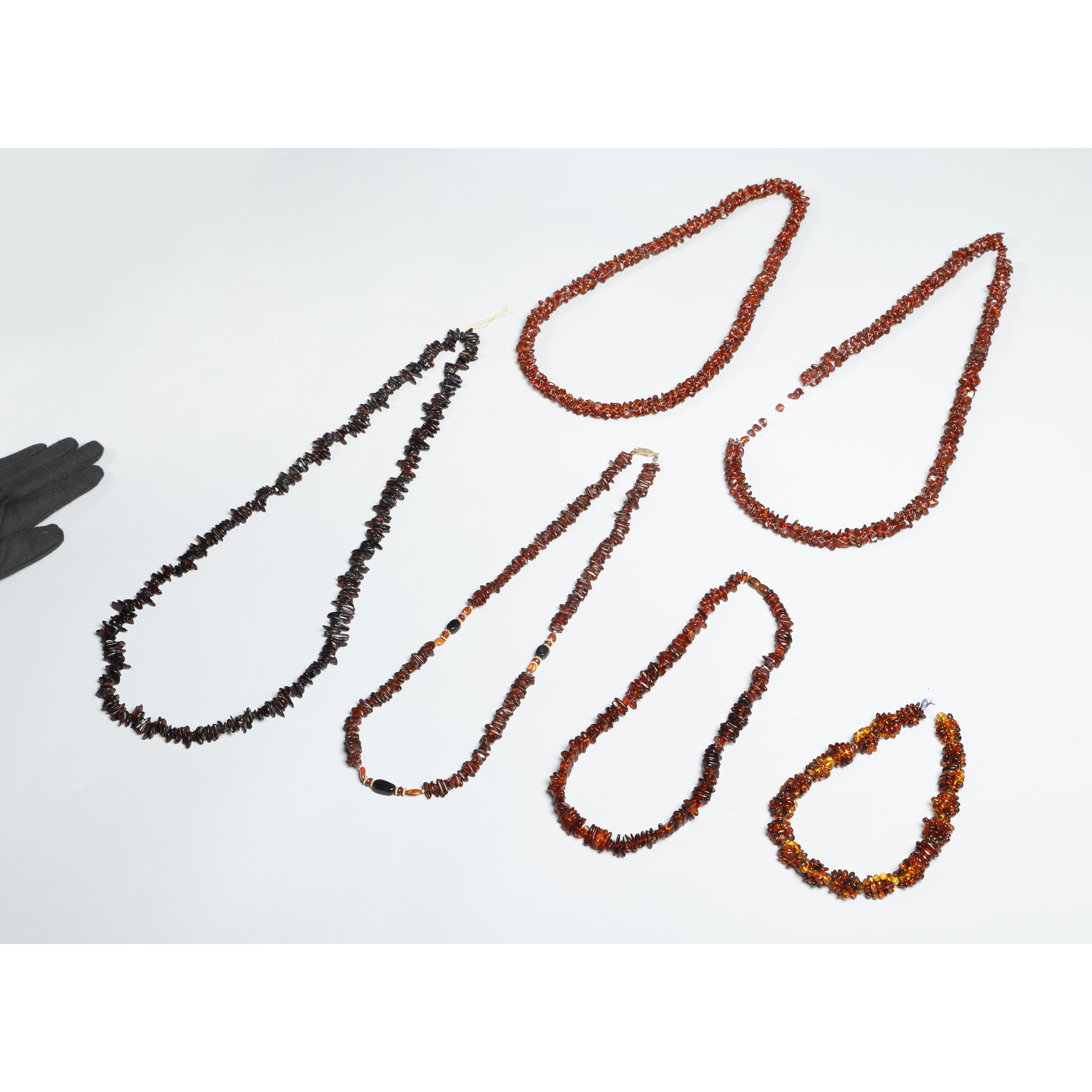 東方拍賣-早期天然蜜蠟隨形珠項鍊6件總重264.7g (EQ-WAKA19) ZX - 補破