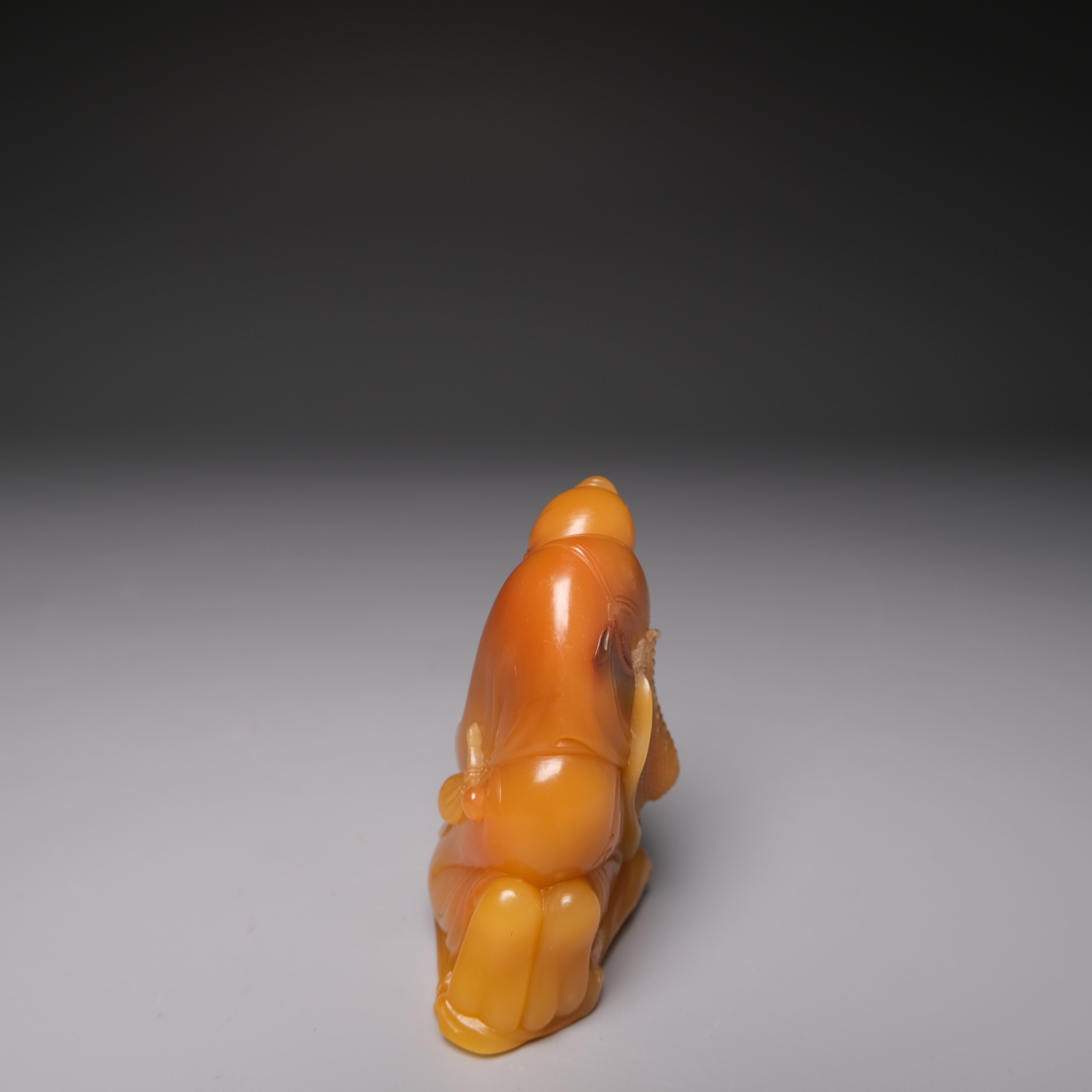 在路上拍賣~ 名家壽山石黃芙蓉(三界黃) 喜獲大利石痴作- 補破網藝術