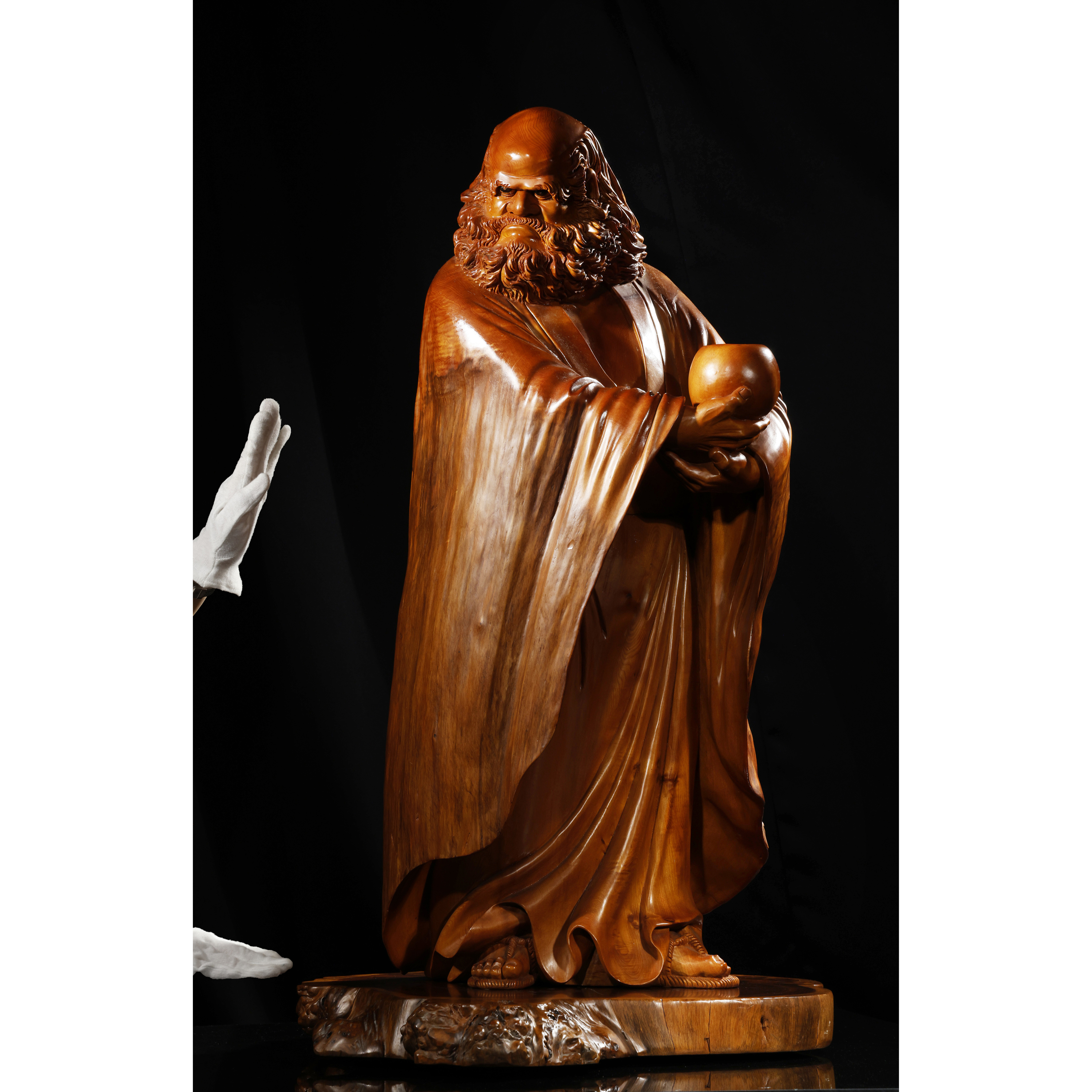 指定上拍)再生補破網-許清財黑皮黃檜木達摩立像重17.6kg 內地絕對無法