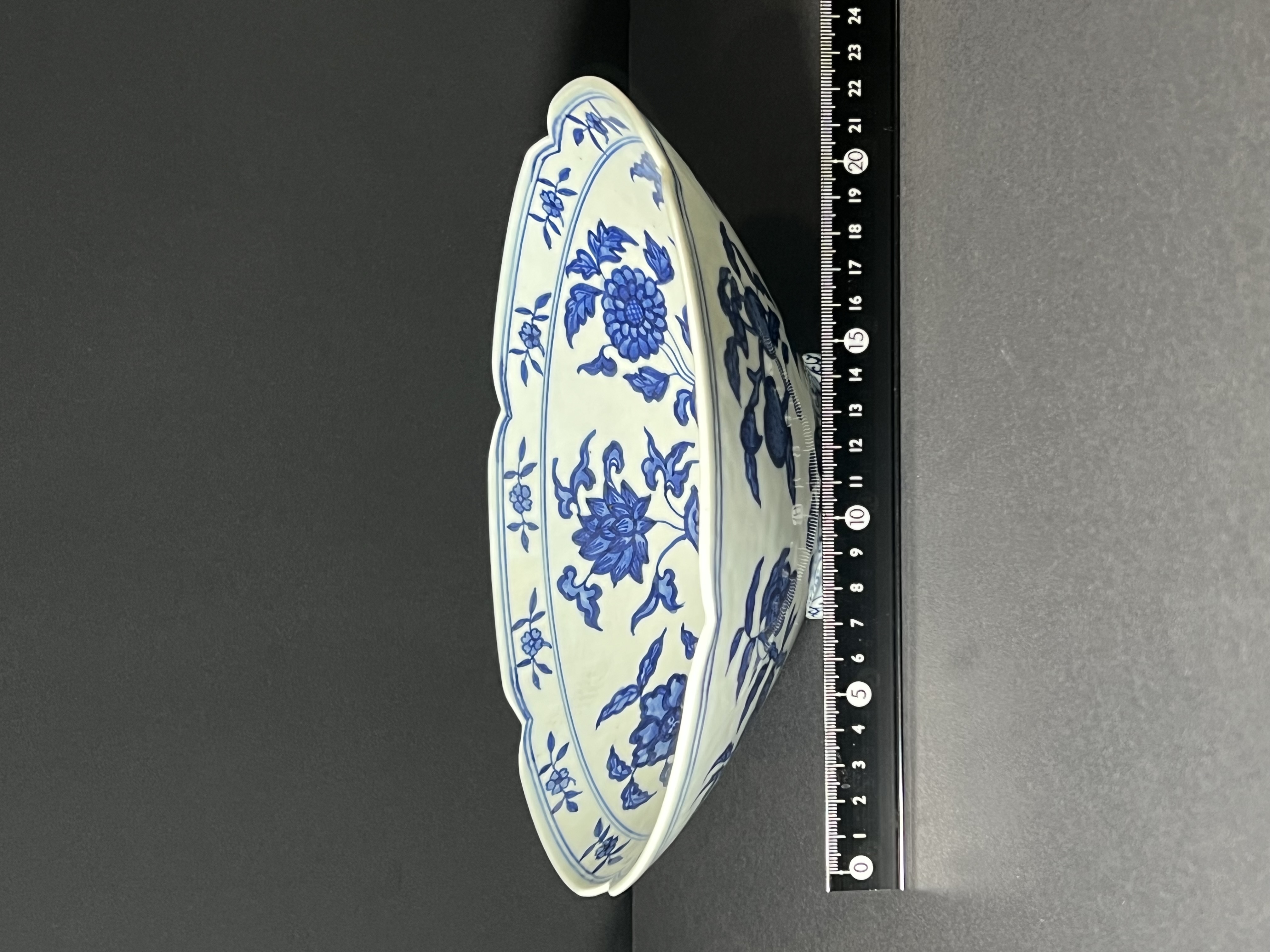 晴好走廊古陶瓷青花折枝花果紋碗款大明宣德年製YA68 - 補破網藝術文物拍賣