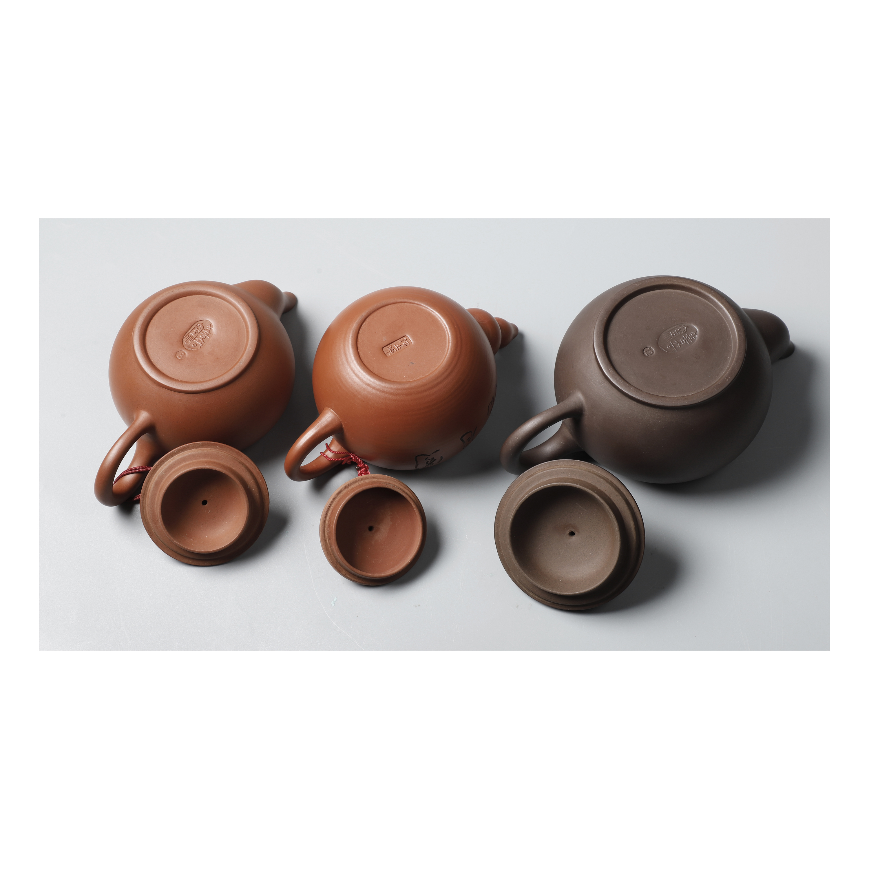 茶道具　古陶園　竹鳳窯　伊藤伊平作　染付菊唐草文　茶壺　共布共箱　V　8013 境道一- 粉引茶壺