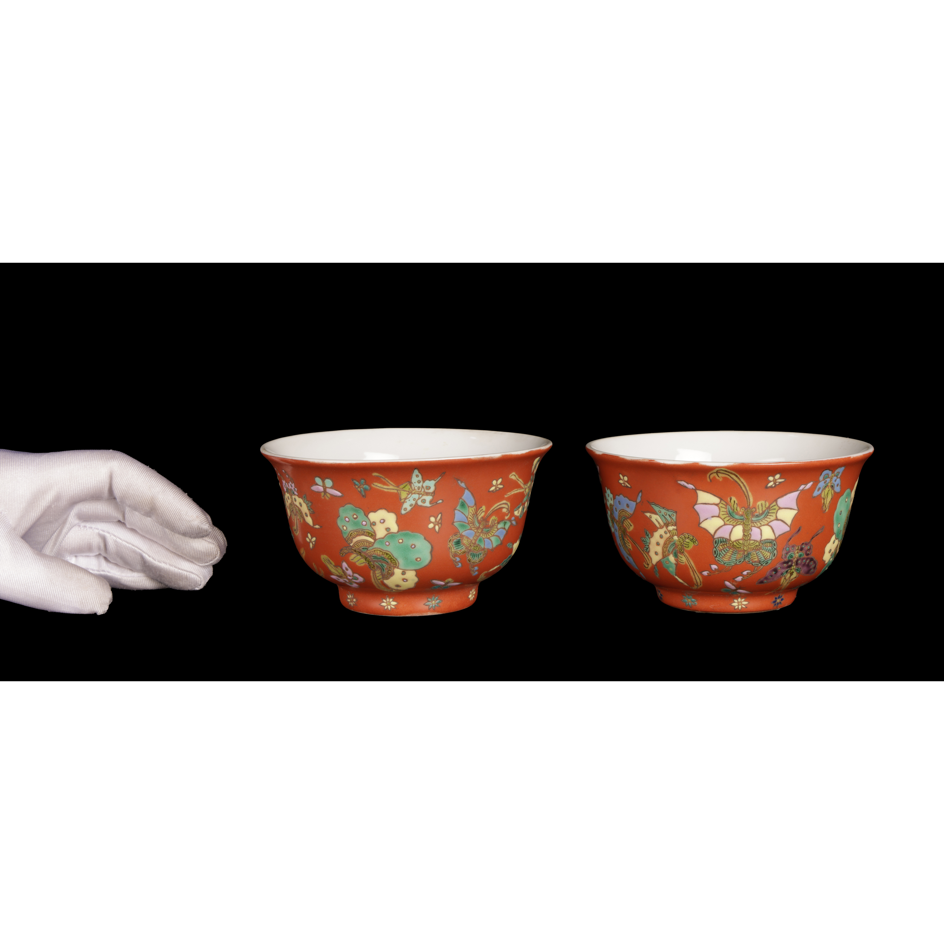 清倉古陶瓷珊瑚紅地粉彩皮球花圈足碗款居仁堂製2件(PQ-SAPM18)II - 補